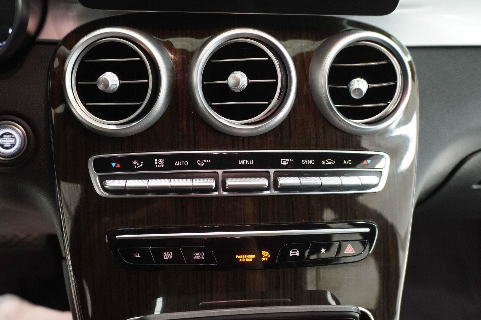 Used 2021 Mercedes-Benz GLC 300 image 18