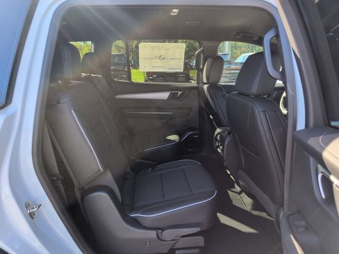 New 2026 Buick Enclave Preferred w/ Power Package image 32