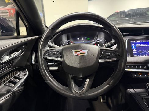 Used 2022 Cadillac XT4 Sport FWD image 22