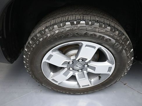 Certified 2025 Honda Ridgeline RTL image 12