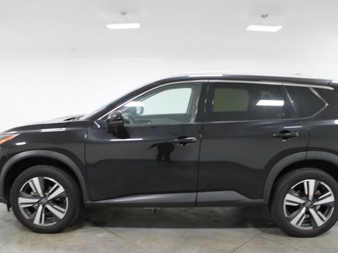 Used 2024 Nissan Rogue SL FWD image 6