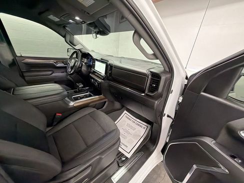 Certified 2024 Chevrolet Silverado 1500 RST AWD/4WD image 28