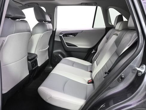 Used 2021 Toyota RAV4 Limited AWD/4WD image 21