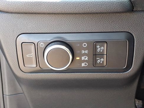 Certified 2025 Ford Escape Active w/ Cold Weather Package FWD image 23