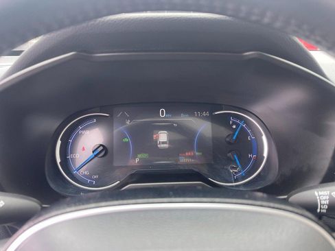 Used 2019 Toyota RAV4 XSE AWD/4WD image 16