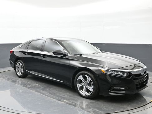 Used 2018 Honda Accord EX-L image 6