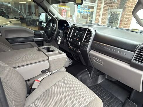 Used 2019 Ford F250 XLT image 21
