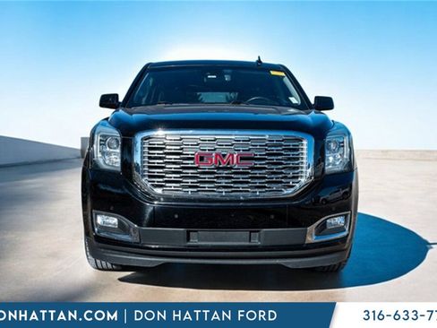 Used 2018 GMC Yukon SLT w/ HD Trailering Package image 39
