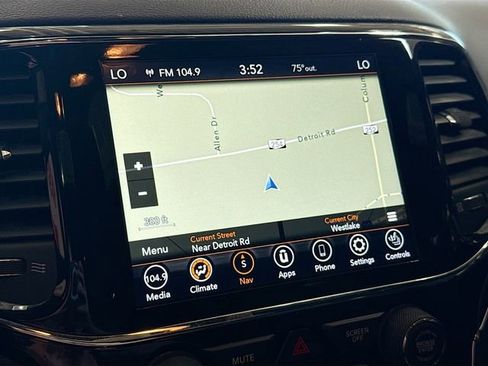 Used 2021 Jeep Grand Cherokee Limited AWD/4WD image 14