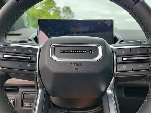 New 2025 GMC Sierra EV Denali image 16