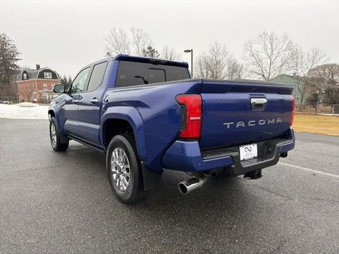 Used 2025 Toyota Tacoma Limited image 6