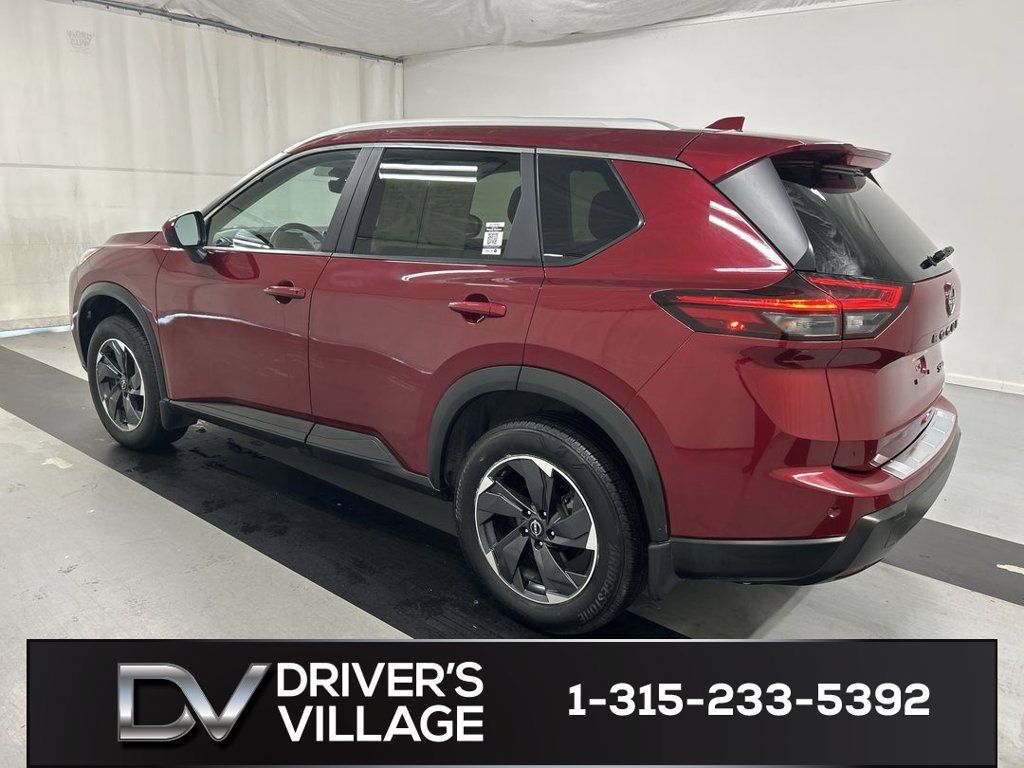Used 2024 Nissan Rogue SV w/ SV Premium Package AWD/4WD image 7
