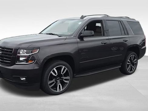 Used 2018 Chevrolet Tahoe Premier w/ RST 6.2L Performance Edition AWD/4WD image 10