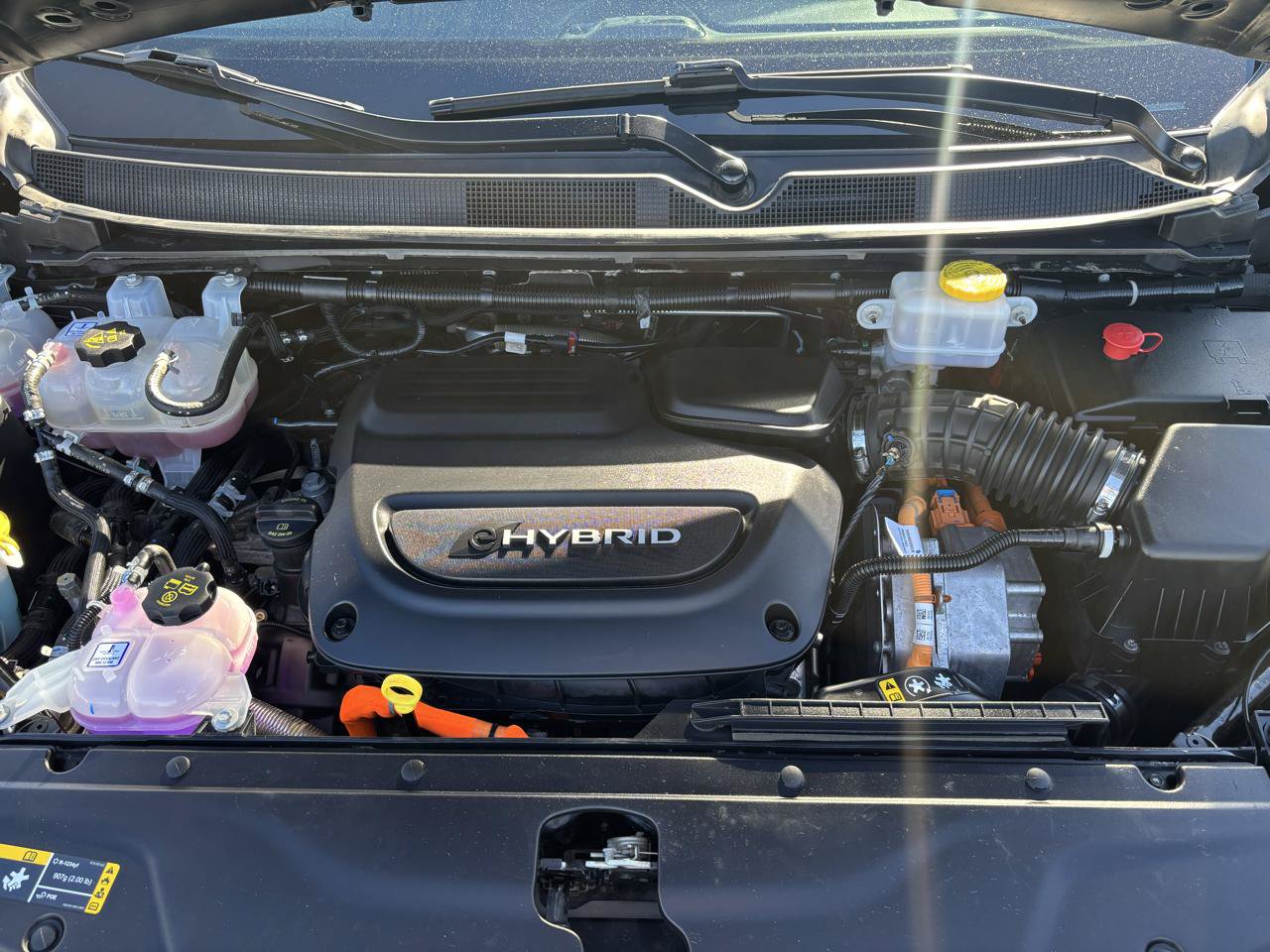 Used 2023 Chrysler Pacifica Touring-L w/ Uconnect Theater Family Group FWD image 41