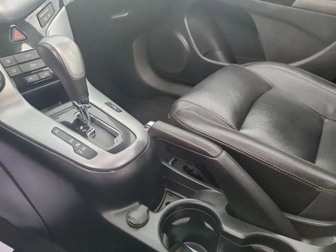 Used 2014 Chevrolet Cruze LTZ w/ Enhanced Safety Package FWD image 19