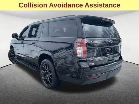 Certified 2023 Chevrolet Suburban RST w/ Luxury Package AWD/4WD image 12