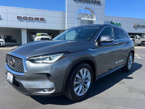 Used 2022 INFINITI QX50 Luxe AWD/4WD image 4