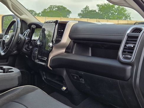 Used 2024 RAM 2500 Laramie w/ Safety Group AWD/4WD image 15