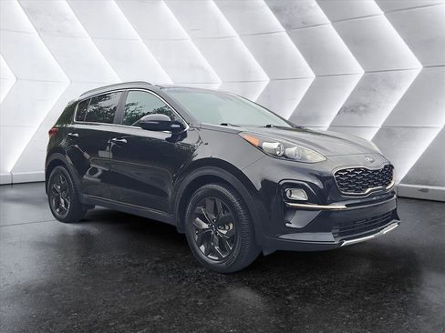 Used 2020 Kia Sportage S image 7
