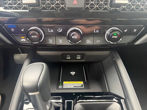 Used 2024 Honda Accord Touring image 28