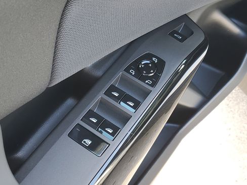 New 2026 BMW X3 xDrive30 w/ Premium Package image 6