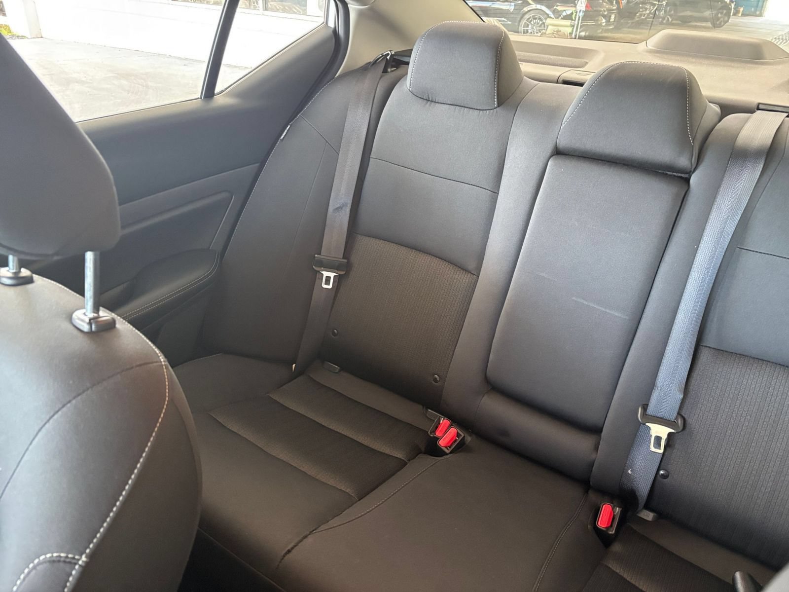 Used 2025 Nissan Altima 2.5 SV FWD image 38