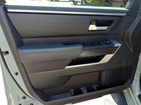 Used 2024 Toyota Sequoia Platinum AWD/4WD image 18