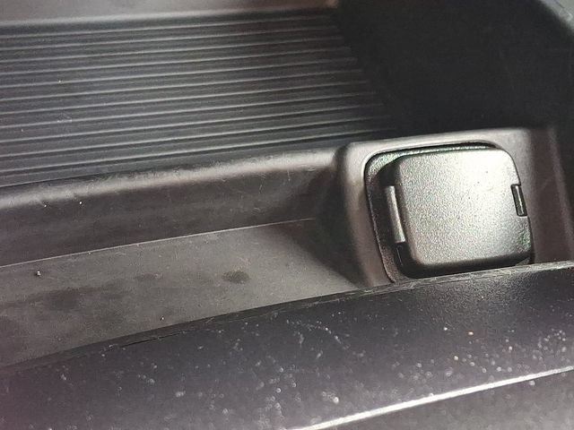 Used 2016 Ford Fusion SE AWD/4WD image 23