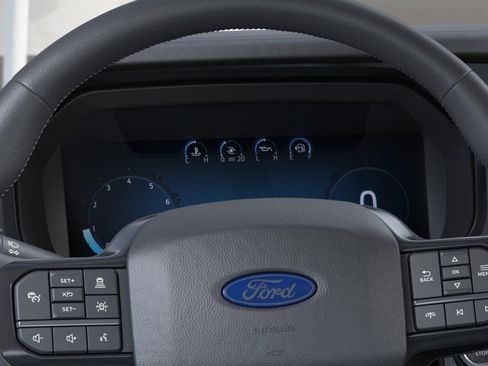 New 2025 Ford F150 Platinum w/ Equipment Group 702A High image 13