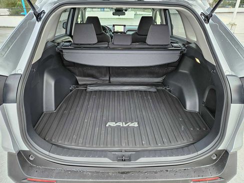 Certified 2025 Toyota RAV4 XLE image 18