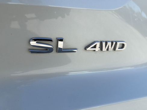 Used 2024 Nissan Pathfinder SL w/ SL Premium Package AWD/4WD image 11