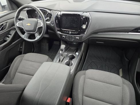 Used 2023 Chevrolet Traverse LT image 18