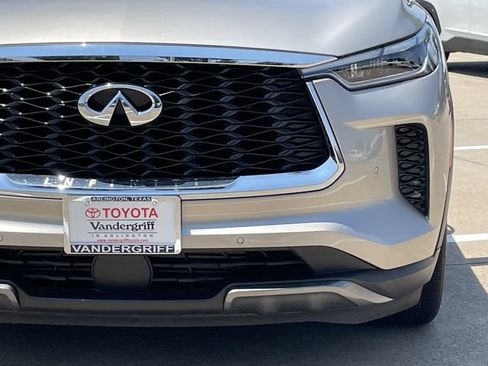 Used 2025 INFINITI QX60 Sensory w/ Vision Package AWD/4WD image 8