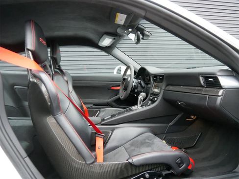 Used 2016 Porsche 911 GT3 RS image 26