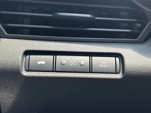 Used 2024 Nissan Altima 2.5 SR FWD image 27