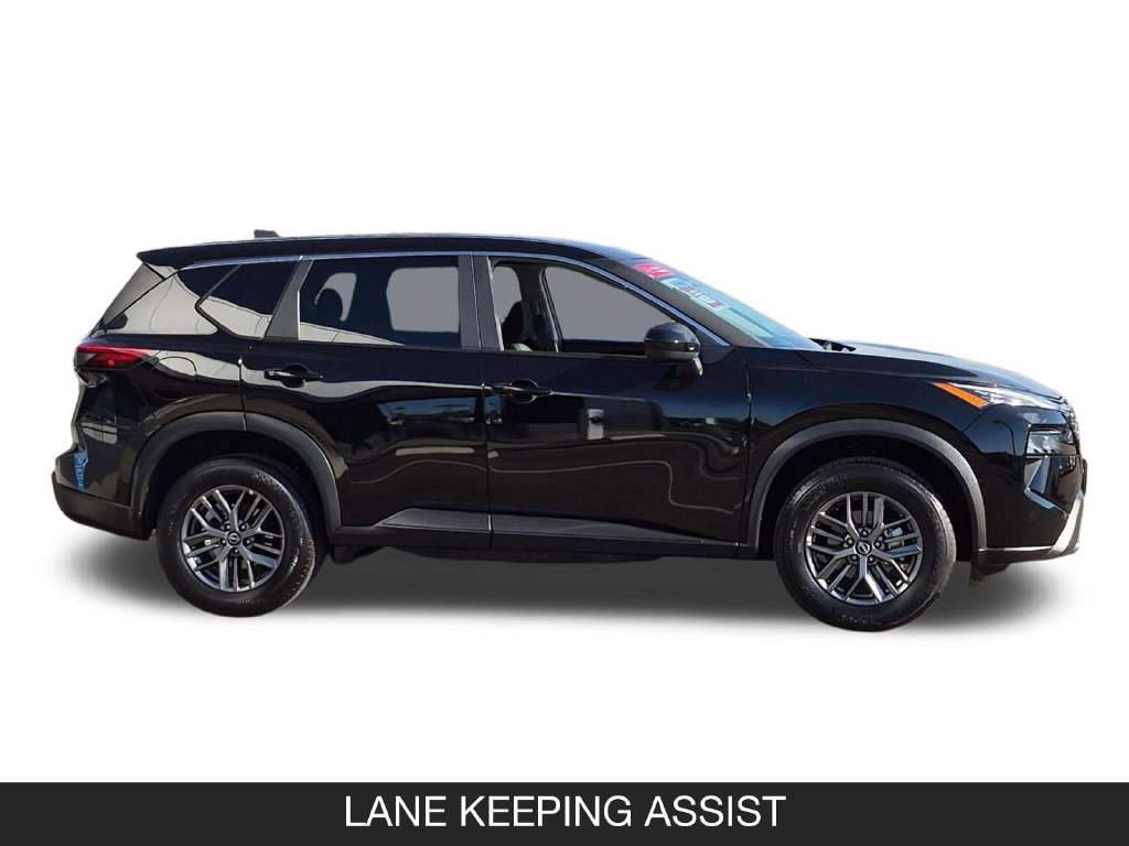 Certified 2026 Nissan Rogue SV FWD image 6