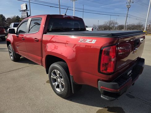 Used 2015 Chevrolet Colorado Z71 w/ LPO, Bed Protection Package image 5