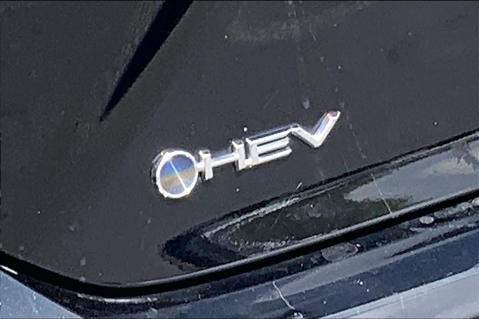 Used 2025 Toyota Camry LE FWD image 10