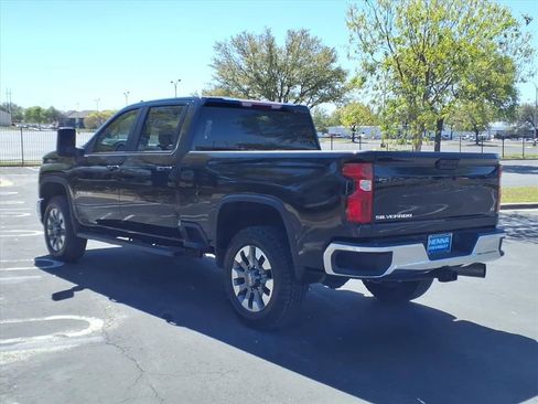 Used 2024 Chevrolet Silverado 2500 LT image 11