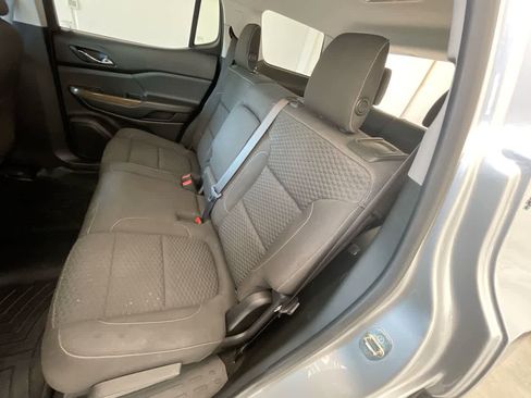 Used 2017 GMC Acadia SLE AWD/4WD image 21