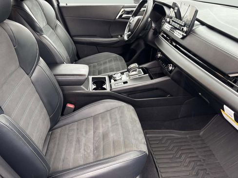 Used 2024 Mitsubishi Outlander SE image 22