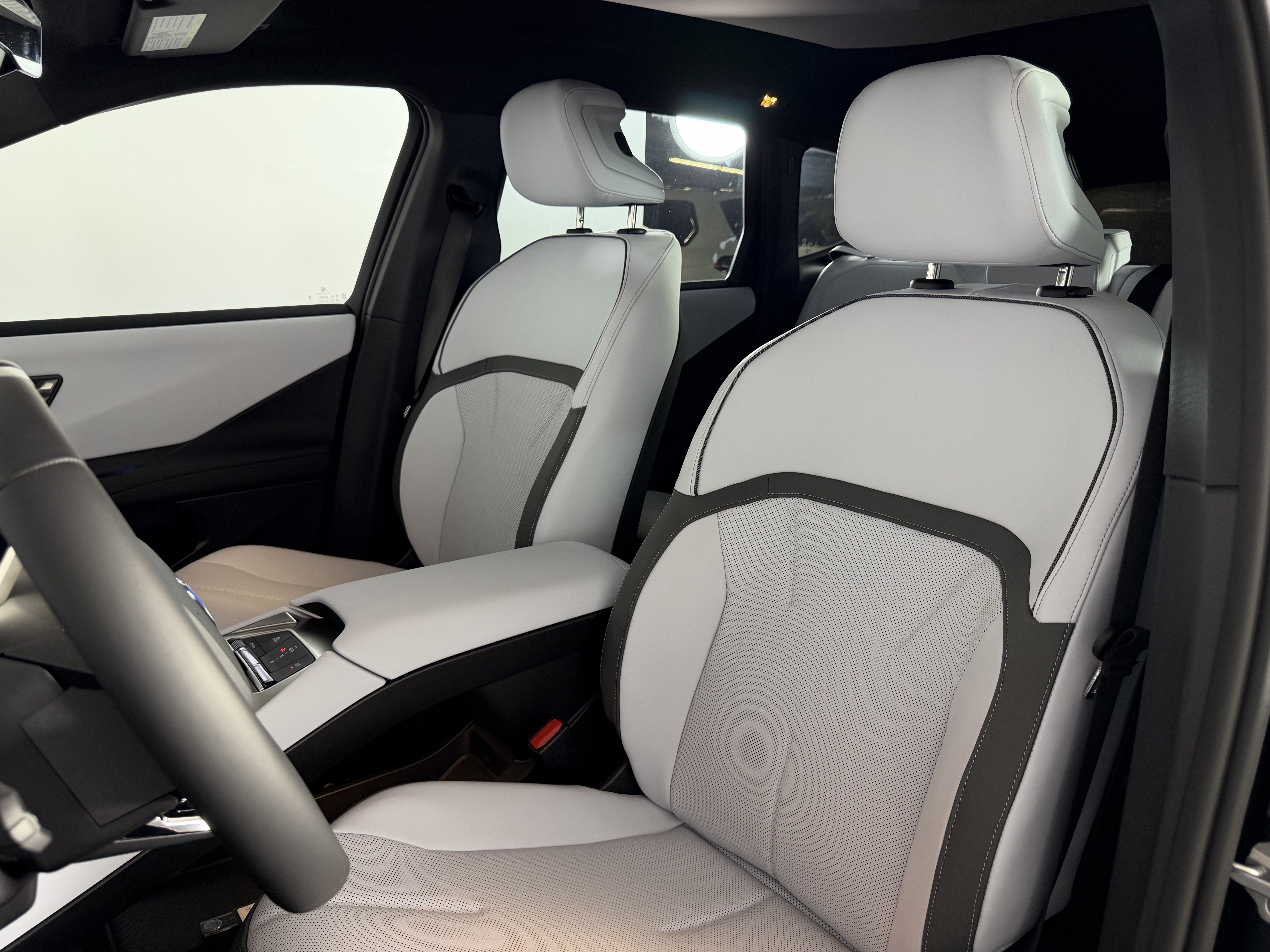 New 2027 BMW iX3 50 xDrive AWD/4WD image 10
