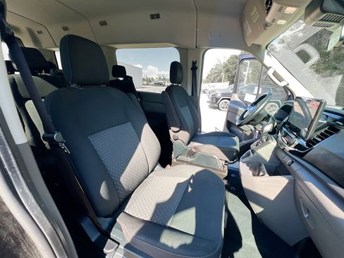 Used 2023 Ford Transit 350 XLT RWD image 30
