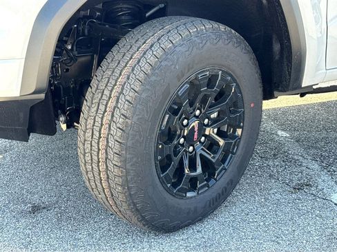 New 2026 GMC Canyon Elevation w/ Convenience Package image 24