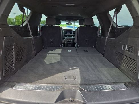 Used 2021 GMC Yukon XL Denali w/ Max Trailering Package AWD/4WD image 11
