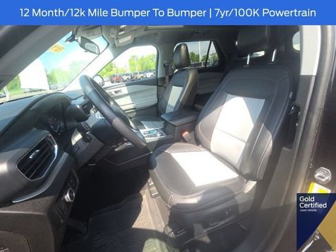 Used 2024 Ford Explorer XLT w/ Equipment Group 202A AWD/4WD image 28