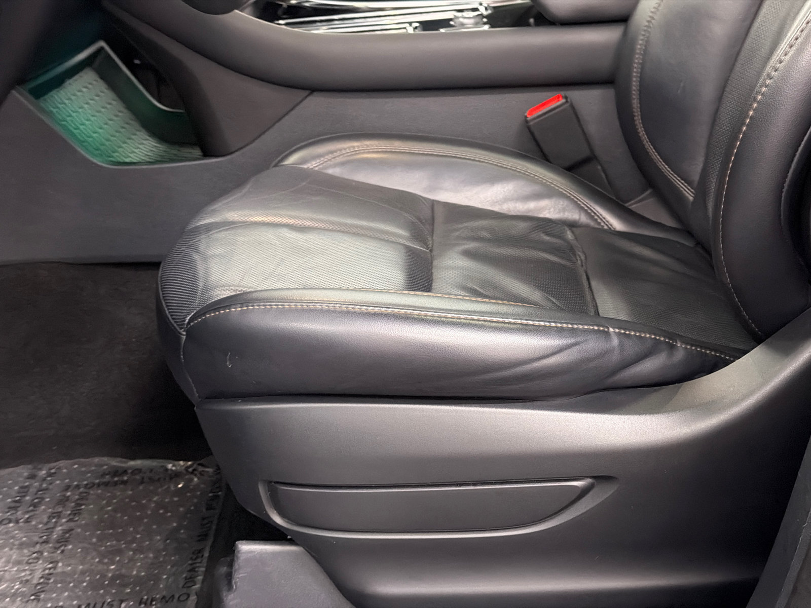 Used 2025 Lincoln Aviator Reserve AWD/4WD image 18