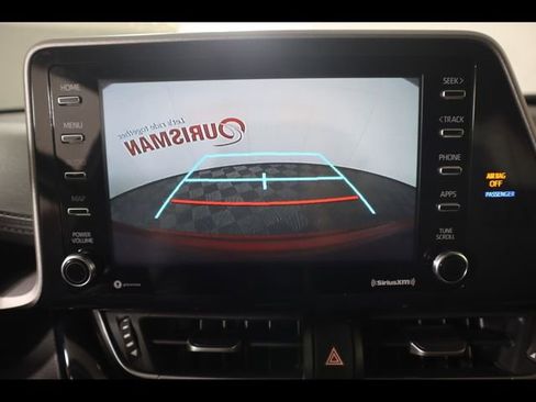 Used 2020 Toyota C-HR LE FWD image 24