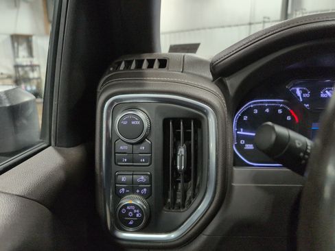 Used 2021 GMC Sierra 2500 SLT w/ SLT Premium Package AWD/4WD image 21