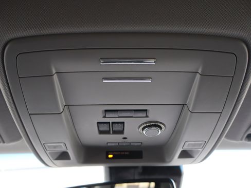 Used 2019 Chevrolet Tahoe LT image 31